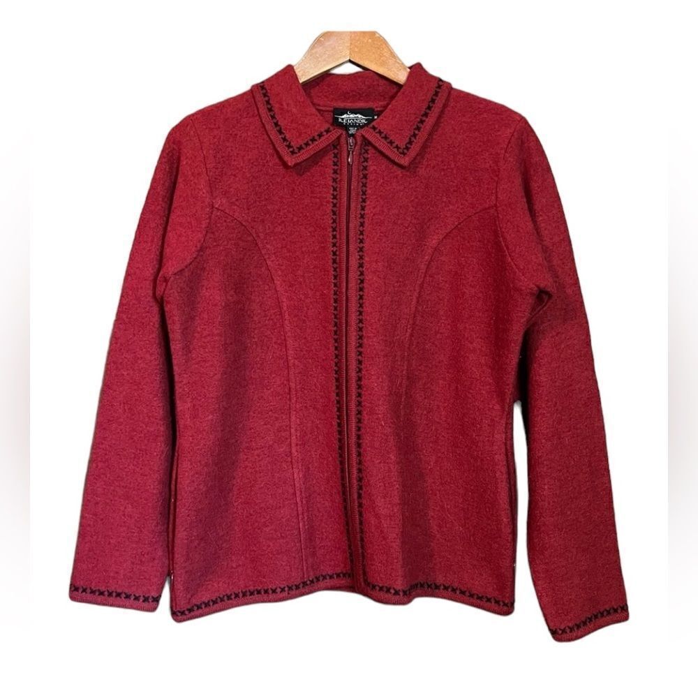 Icelandic design 100% boiled wool sweater
